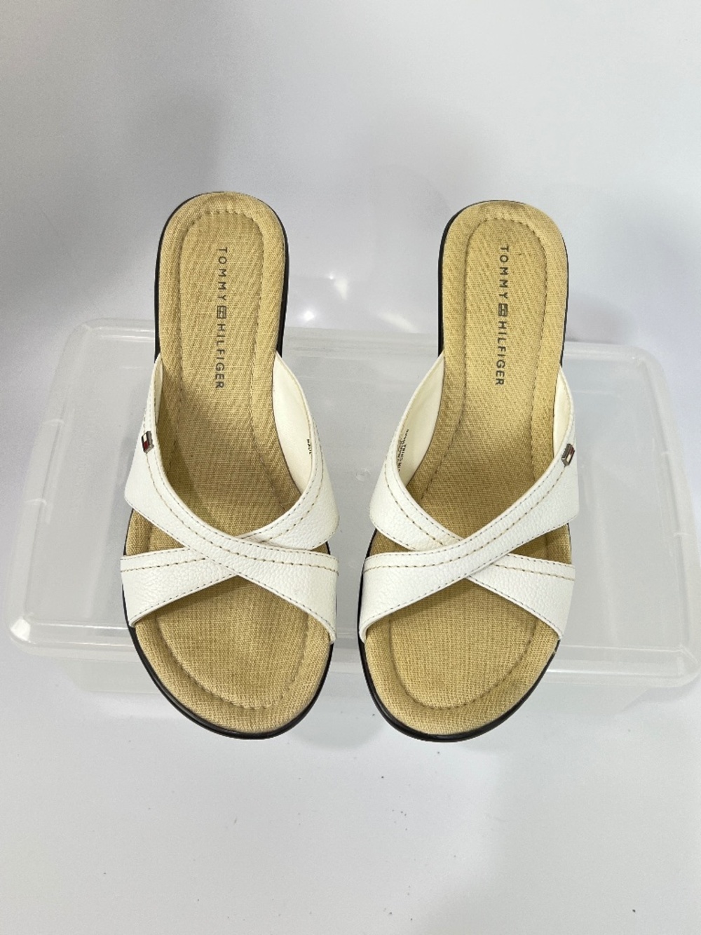 Tommy Hilfiger White Leather Slip-on Wedge Sandals Size 7M NWT